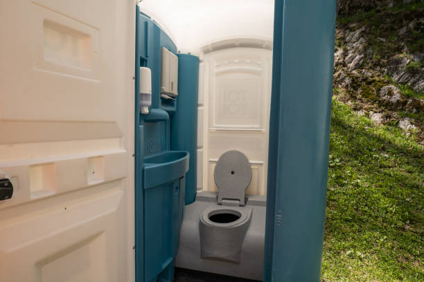 Best Portable restroom trailer rental  in Agler Beach, FL